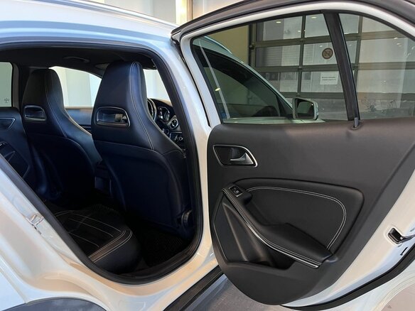 2014 Mercedes-Benz GLA 250 I (X156), белый, 1798000 рублей - вид 25