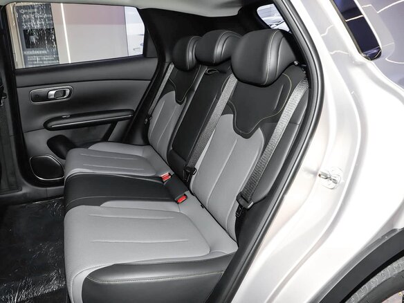 2026 Changan Qiyuan Q05 51.9 kWh II, серый, 2300000 рублей - вид 38