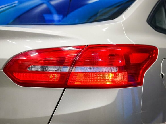 2018 Ford Focus III Рестайлинг, серый, 920000 рублей - вид 18