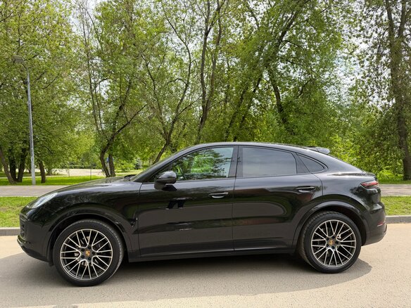 2020 Porsche Cayenne Coupé III, чёрный, 8500000 рублей - вид 1