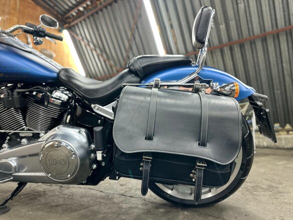 2018 Harley-Davidson Fat Boy, синий, 1990000 рублей - вид 31