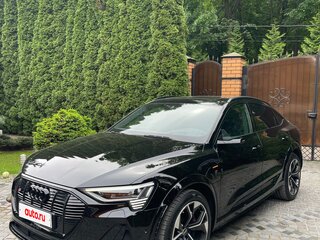2021 Audi e-tron S Sportback, чёрный, 7500000 рублей, вид 1