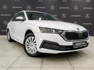 2021 Skoda Octavia IV (A8), белый, 2185000 рублей, вид 3