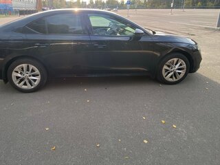 2020 Skoda Octavia IV (A8), чёрный, 1825000 рублей, вид 4