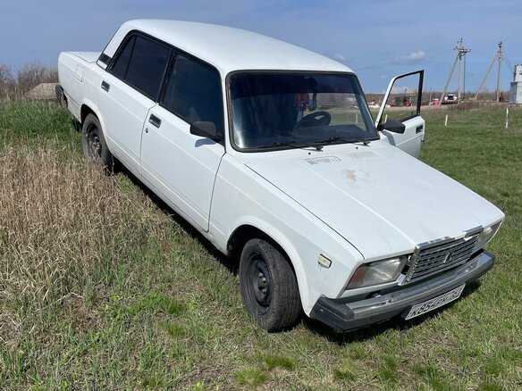 2007 Lada (ВАЗ) 2107, белый, 130000 рублей
