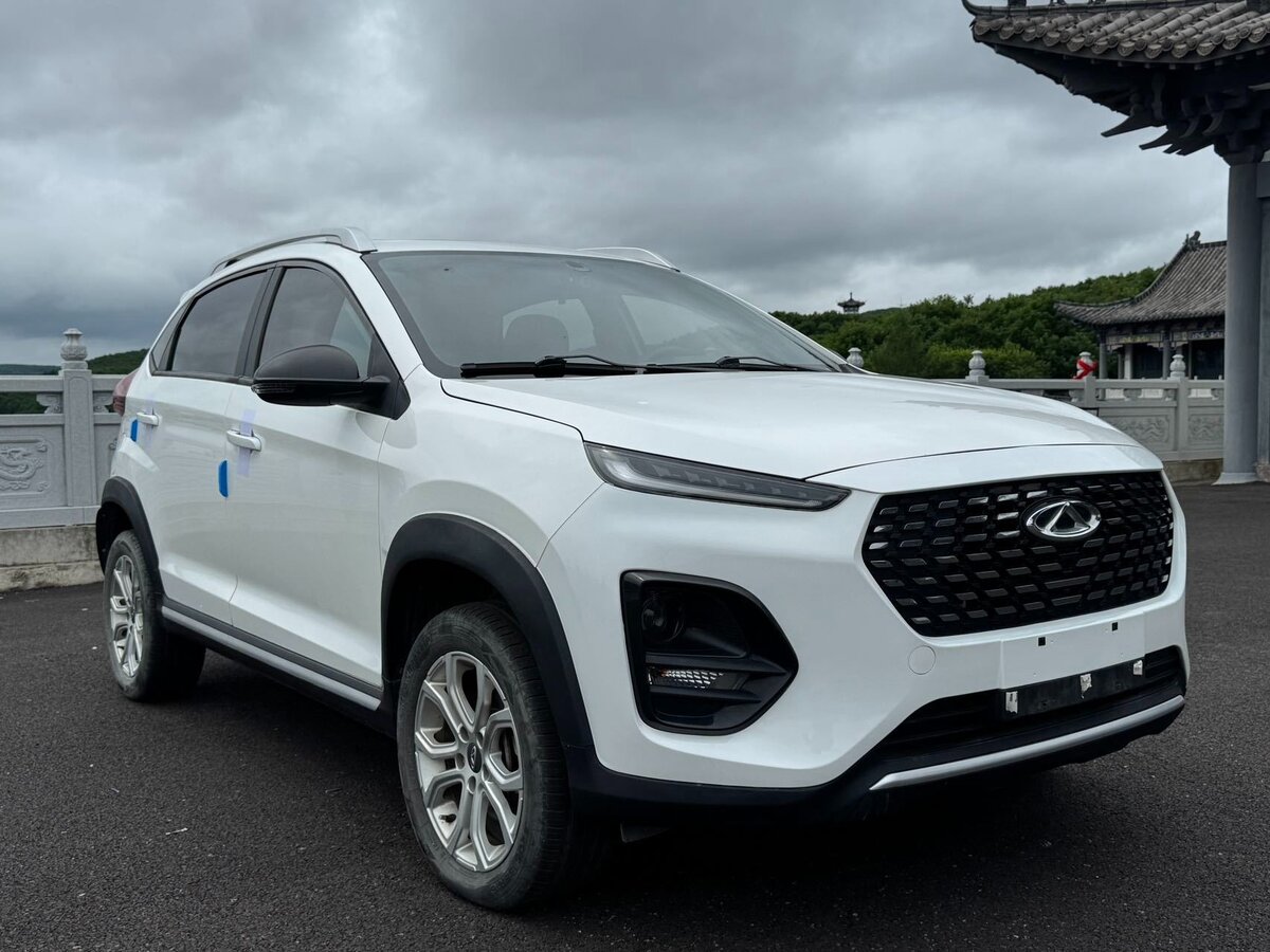 Открыть фотографии: Chery Tiggo 3x I Рестайлинг
