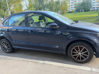 2016 Volkswagen Polo V Рестайлинг, синий, 1200000 рублей, вид 4