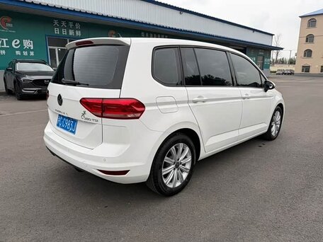 2022 Volkswagen Touran Cross L II, белый, 2270000 рублей, вид 3