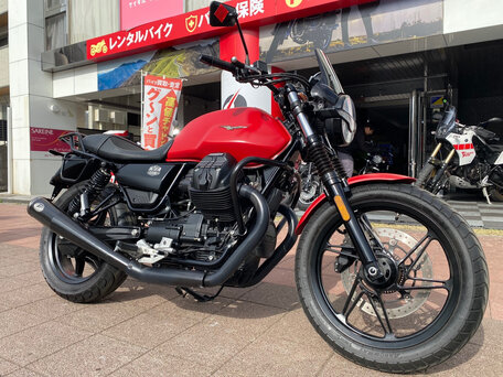 2023 Moto Guzzi V 7, красный, 790000 рублей, вид 1