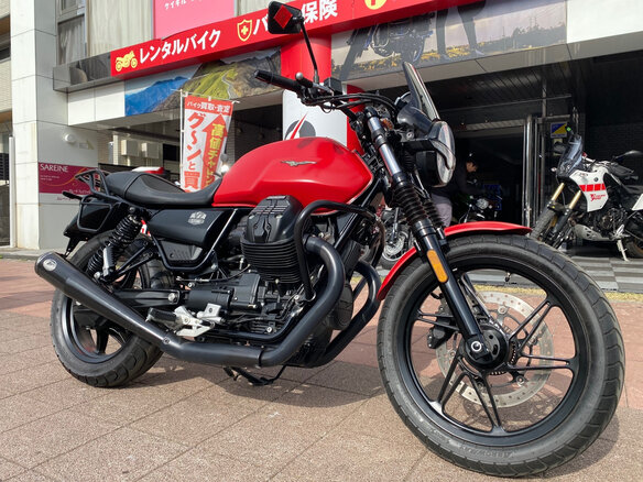 2023 Moto Guzzi V 7, красный, 790000 рублей