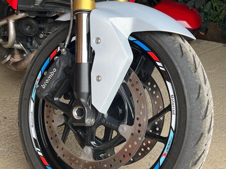 2020 BMW F 900 R, красный, 850000 рублей, вид 5