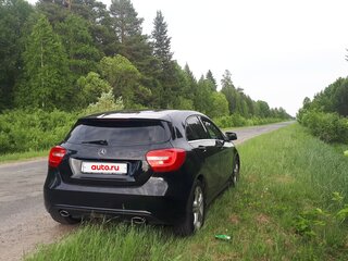 2013 Mercedes-Benz A-Класс 180 III (W176), чёрный, 1470000 рублей, вид 3