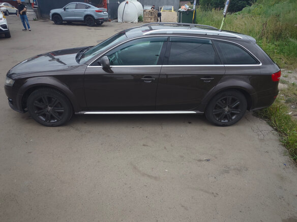 2010 Audi A4 allroad IV (B8), коричневый, 1200000 рублей - вид 4