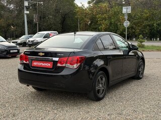 2011 Chevrolet Cruze I, чёрный, 700000 рублей, вид 4