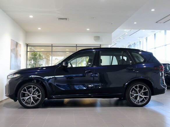 2026 BMW X5 Long 30Li IV (G05/G18) Рестайлинг, чёрный, 9950000 рублей - вид 6