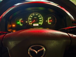 2000 Mazda Familia VIII (BJ), золотистый, 250000 рублей, вид 4