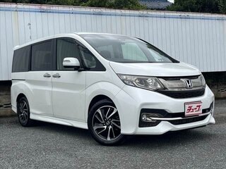 2017 Honda Stepwgn Spada V, белый, 1500000 рублей, вид 4