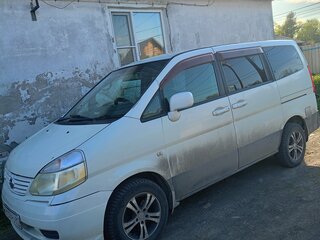 2001 Nissan Serena II (C24), белый, 500000 рублей, вид 2