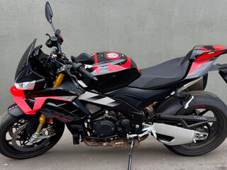 2025 Aprilia Tuono V4, чёрный, 2100000 рублей, вид 2