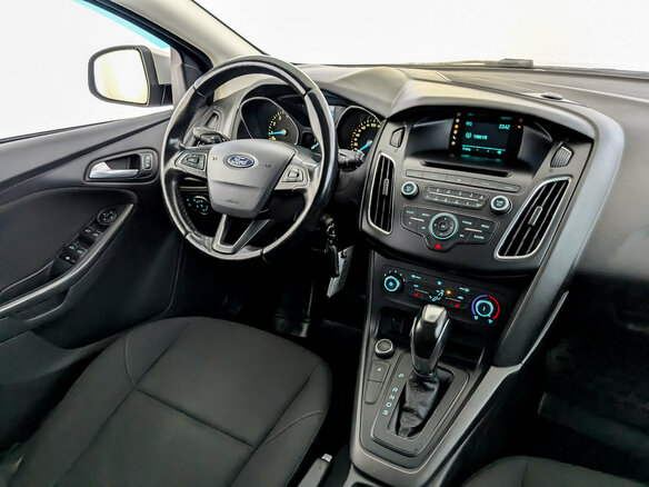 2018 Ford Focus III Рестайлинг, серебристый, 1015000 рублей - вид 25