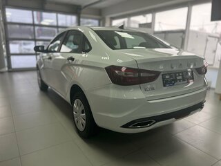 2026 Lada (ВАЗ) Vesta I Рестайлинг (NG), белый, 1581000 рублей, вид 2