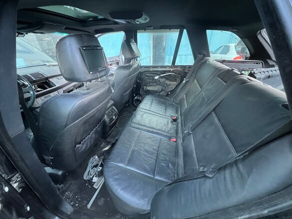 2002 BMW X5 4.6is I (E53), чёрный, 550000 рублей - вид 16