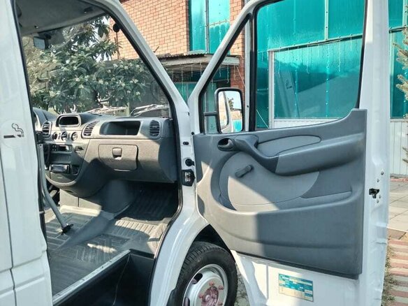 2010 Mercedes-Benz Sprinter, белый, 1850000 рублей - вид 5