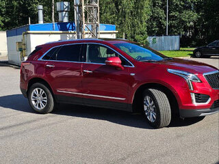2020 Cadillac XT5 I Рестайлинг, красный, 3050000 рублей, вид 4