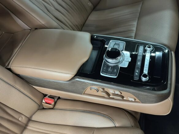 2020 Genesis G90 I Рестайлинг, чёрный, 4900000 рублей - вид 28