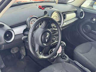 2012 Mini Hatch One II (R56) Рестайлинг, красный, 750000 рублей, вид 5