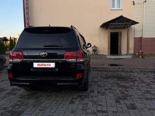 2019 Toyota Land Cruiser 200 Series Рестайлинг 2, чёрный, 7800000 рублей, вид 5