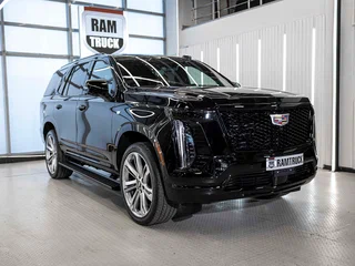 2025 Cadillac Escalade V Рестайлинг, чёрный, 23734095 рублей, вид 2
