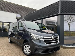2023 Renault Trafic L2 III Рестайлинг, серый, 3780000 рублей, вид 1