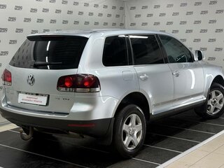 2008 Volkswagen Touareg I Рестайлинг, серый, 1150000 рублей, вид 2