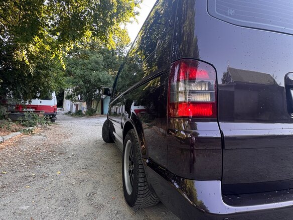 2008 Volkswagen Multivan T5, коричневый, 1580000 рублей - вид 9