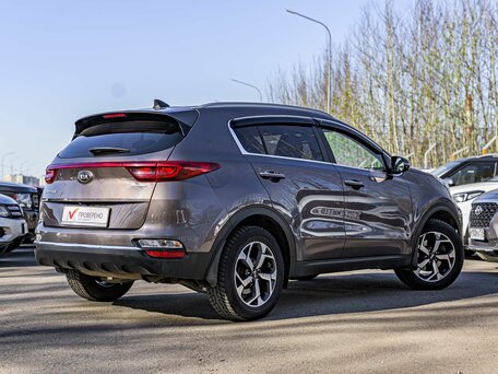 2019 Kia Sportage IV Рестайлинг, коричневый, 1813000 рублей, вид 2
