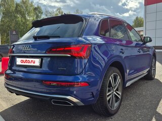 2021 Audi Q5 45 TFSI II (FY) Рестайлинг, синий, 3440000 рублей, вид 2