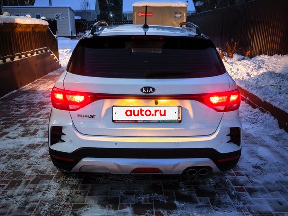 2021 Kia Rio X IV Рестайлинг, белый, 1900000 рублей - вид 5