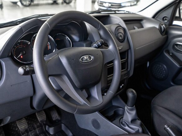 2026 Lada (ВАЗ) Largus I Рестайлинг, белый - вид 12