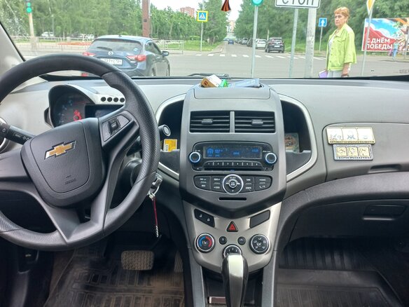 2014 Chevrolet Aveo II, серебристый, 669000 рублей - вид 26
