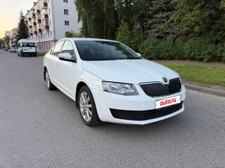 2016 Skoda Octavia III (A7), белый, 1370000 рублей, вид 4