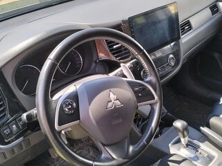 2013 Mitsubishi Outlander III, серый, 1599000 рублей, вид 5