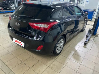 2013 Hyundai i30 II, чёрный, 845000 рублей, вид 4