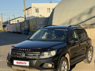 2013 Volkswagen Tiguan I Рестайлинг, чёрный, 1400000 рублей, вид 1