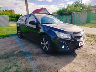 2015 Chevrolet Cruze I Рестайлинг, коричневый, 620000 рублей, вид 3