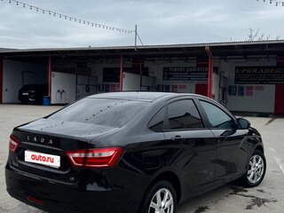 2017 Lada (ВАЗ) Vesta I, чёрный, 800000 рублей, вид 4