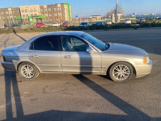 2004 Kia Magentis I Рестайлинг, серебристый, 300000 рублей, вид 2