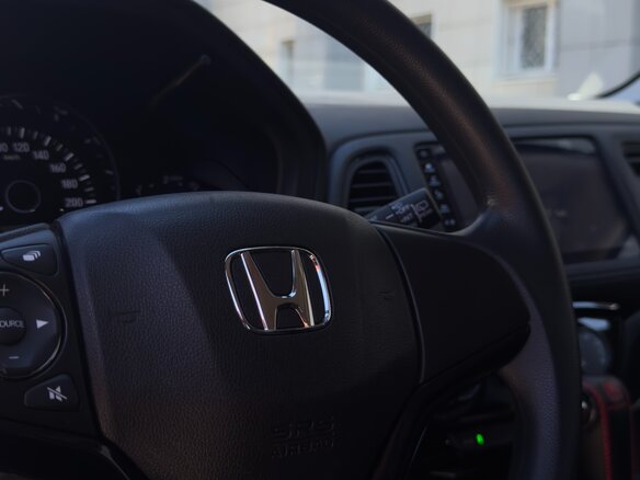 2022 Honda Vezel I Рестайлинг, белый - вид 12