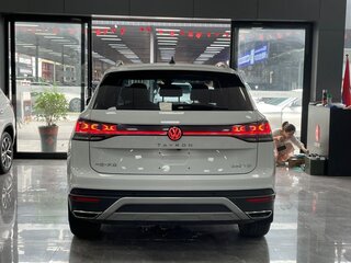 2023 Volkswagen Tayron I Рестайлинг, белый, 2260000 рублей, вид 3
