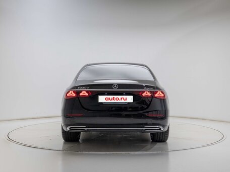 2026 Mercedes-Benz E-Класс 220 d VI (W214, S214), серый, 7830000 рублей, вид 4